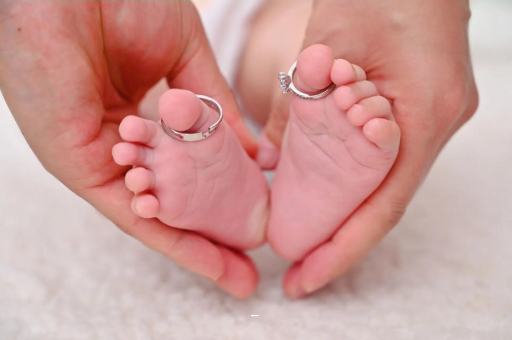 哈密宝宝发烧退不下去 哈密宝宝发烧退不下去